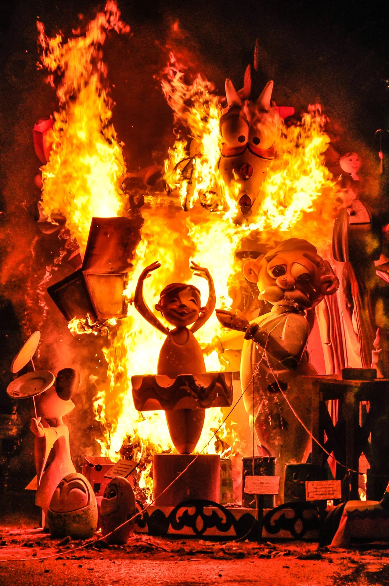 San Juan's bonfires in Alicante